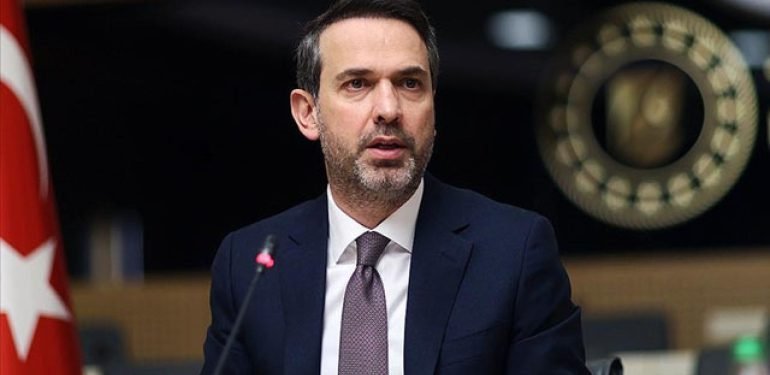 enerji bakanı alparslan bayraktar