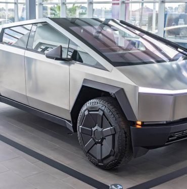 tesla cybertruck