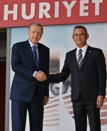 Cumhurbaskani-erdogan-ve-ozgur-ozel-gorusmesi