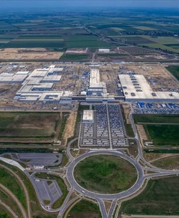 BMW Macaristan Fabrikasi