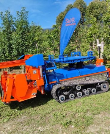 Peker Holding Tarım Robotu