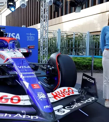 formula-1de-bir-ilk-is-bankasi-logosu-buyuk-rekabette-yer-alacak