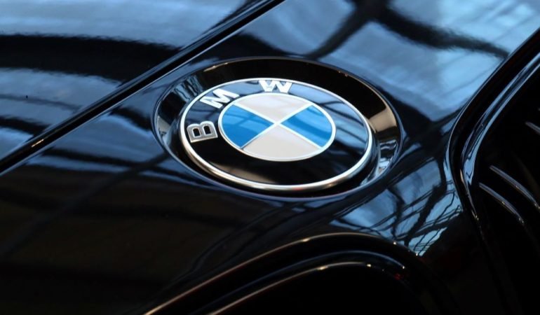 BMW Logo