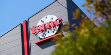 TSMC, Çinli Firmalara İleri Düzey Yapay Zeka Çipi Üretimini Durduruyor 10 A,Logo,Sign,Outside,Of,A,Facility,Occupied,By,The