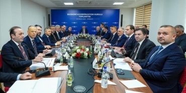 EKK toplantısından mesaj: “Mali disiplinden taviz yok, yapısal dönüşüm sürecek” 2 EKK