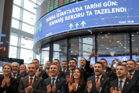 Borsa-Istanbulda-Tarihi-Gun-Kapanis-Rekoru-Tazelendi-gemini