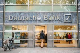 Deutsche-Bank8217tan-18-Yilin-En-Yuksek-Kari-featured