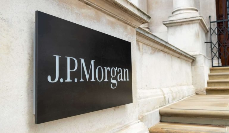 JPMorgan: Tarife Kararı S&P 500'ü Nasıl Etkiler? 2 JPMorgan-Yoneticisi-Michele8217den-Trump-Yonetimine-Piyasa-Uyarisi-featured