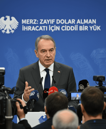 Merz-Zayif-Dolar-Alman-Ihracati-Icin-Ciddi-Bir-Yuk-gemini
