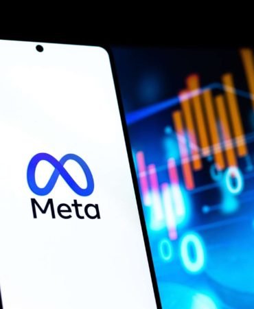 Meta-Reality-Labs-Biriminde-10-Kuculmeye-Gidiyor-featured