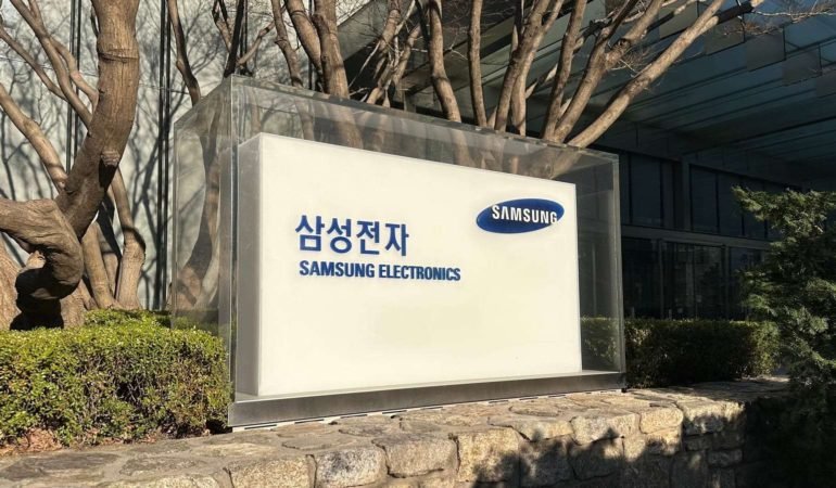 Samsung-4.-Ceyrekte-Faaliyet-Karini-Uce-Katlayarak-Rekor-Kirdi-featured