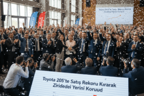 Toyota-2025te-Satis-Rekoru-Kirarak-Zirvedeki-Yerini-Korudu-gemini