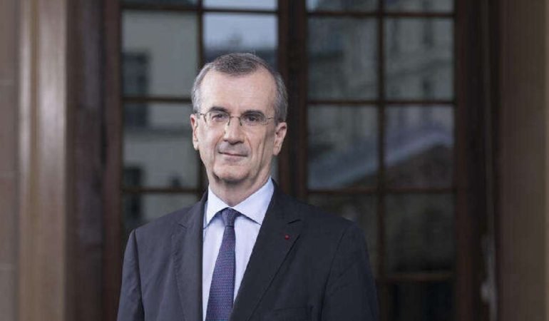 Villeroy-Zayif-Dolar-ABD8217ye-Guven-Kaybinin-Gostergesi-featured