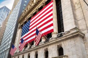 Wall-Street8217te-Zirve-Dolar-Dususte-Dow-Jones-Deger-Kaybetti-featured