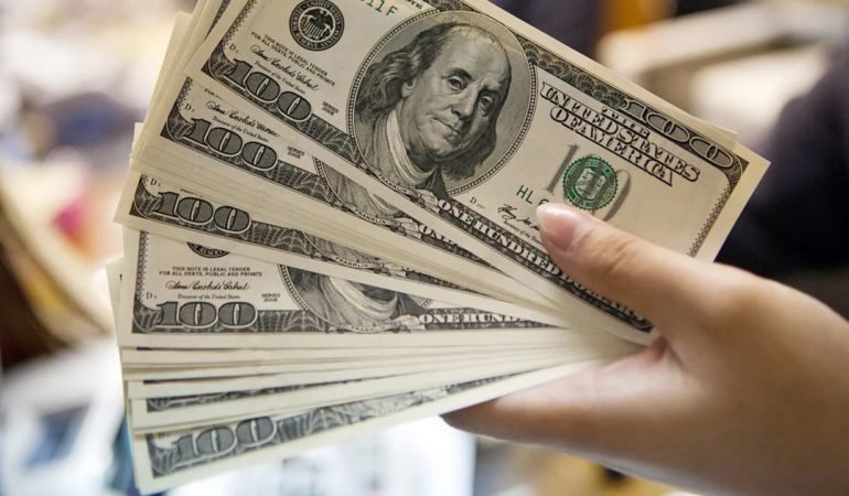 5-Subat-Persembe-Dolar-ve-Euro-Gune-Nasil-Basladi-featured