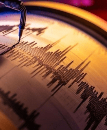 AFAD-Acikladi-Akdeniz8217de-4-Buyuklugunde-Deprem-featured