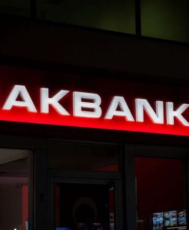 Akbank Konsolide Net Kârını 57,2 Milyar TL Olarak Açıkladı 3 Akbank-Konsolide-Net-Karini-572-Milyar-TL-Olarak-Acikladi-featured