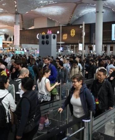 Avrupa-Havalimanlarinda-EES-Kaosu-6-Saate-Varan-Kuyruk-Alarmi-featured