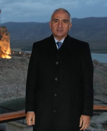 Bakan-Ersoy-Hasankeyf8217te-Tarihi-Projeler-Mercek-Altinda-featured