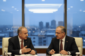 Bakan-Fidan-ve-Erakciden-Kritik-Nukleer-Gorusme-gemini