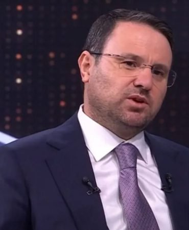 Bakan-Gurlek-86-Milyonun-Bakaniyim-Makamin-Emanetcisiyim-featured