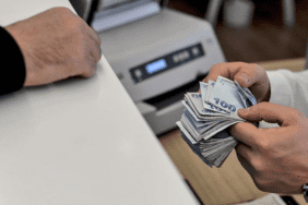 Bakan-Uraloglu-Duyurdu-PTT8217den-Emekliye-14-Bin-TL-Nakit-Destek-featured