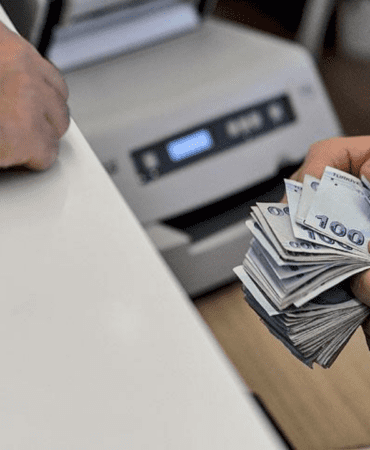 Emekli-Bayram-Ikramiyesi-Ne-Kadar-Olacak-2026-Zam-Beklentileri-featured