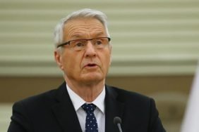 Epstein-Baglantisi-Eski-Norvec-Basbakani-Jagland-Intihara-Kalkisti-featured
