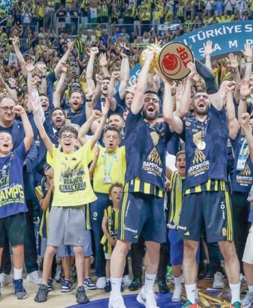 Fenerbahce-Beko-GM8217si-Yannier-Yellow8217dan-1-Milyon-Euro-Gelir-featured