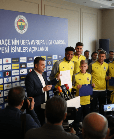 Fenerbahcenin-UEFA-Avrupa-Ligi-Kadrosu-ve-Yeni-Isimler-Aciklandi-gemini