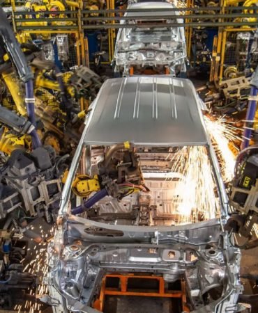 GM8217den-Dev-Hamle-Temettu-Artisi-ve-6-Milyar-Dolarlik-Geri-Alim-featured