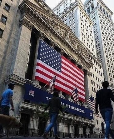 Goldman Sachs'tan 2026 ABD Ekonomisi İçin Büyüme ve Enflasyon Öngörüsü 2 Goldman-Sachs8217tan-2026-ABD-Ekonomisi-Icin-Buyume-ve-Enflasyon-Ongorusu-featured