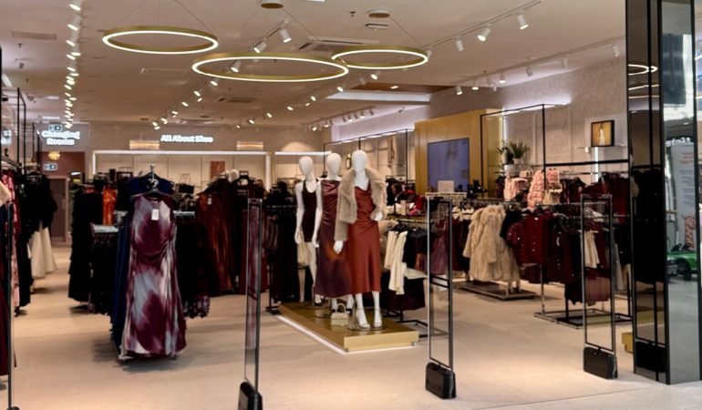 Iflas-Eden-Moda-Devinden-40-Magazada-Buyuk-Tasfiye-Indirimi-featured