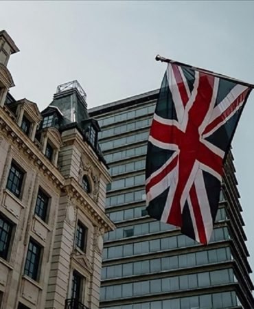 Ingiltere-Ekonomisi-Son-Ceyrekte-Beklentilerin-Altinda-Kaldi-featured