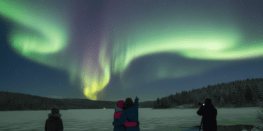 Isvecte-Kuzey-Isiklari-Buyuledi-Backsjon-Semalarinda-Gorsel-Solen-gemini