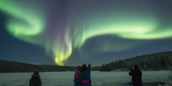 İsveç’te Kuzey Işıkları Büyüledi: Backsjön Semalarında Görsel Şölen