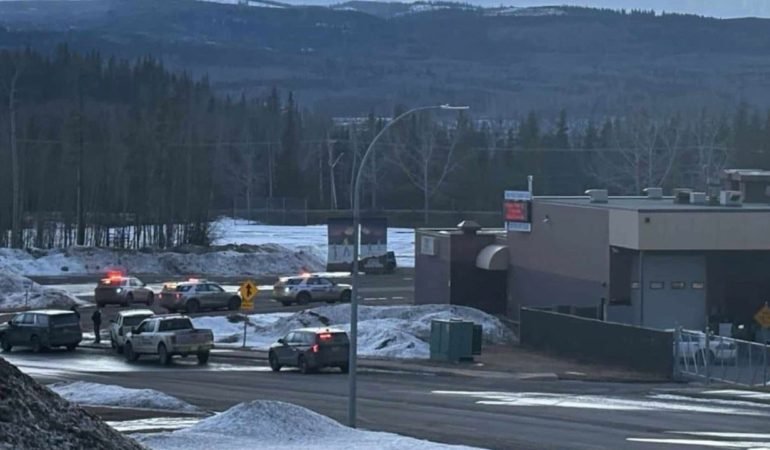 Kanada8217da-Okul-Saldirisi-10-Olu-27-Yarali-featured