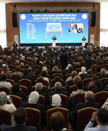 Konya-TOKI-Kura-Cekimi-Basladi-Canli-Yayin-ve-Sonuc-Sorgulama-gemini