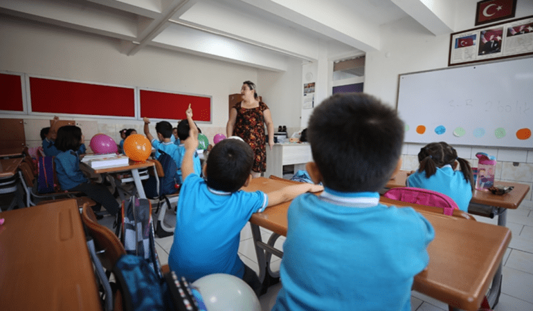 MEB-2025-2026-Takvimi-Ikinci-Ara-Tatil-Ne-Zaman-Basliyor-featured