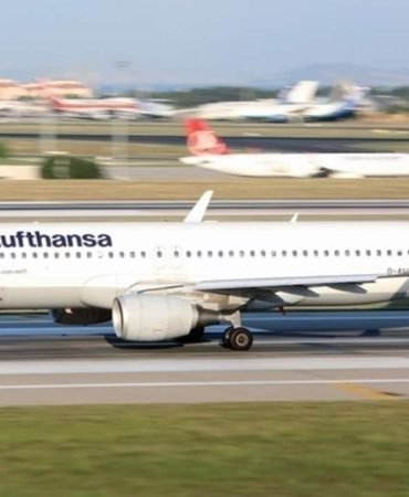 Münih'teki Kar Kaosunda Lufthansa ve Havalimanına Ağır Eleştiri 9 Munih8217teki-Kar-Kaosunda-Lufthansa-ve-Havalimanina-Agir-Elestiri-featured