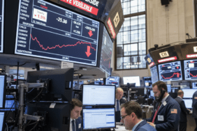 New-York-borsasi-bilancolar-ve-verilerle-ekside-acildi-gemini