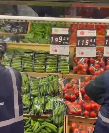 Ticaret-Bakani-Bolat-Ramazan-Oncesi-81-Ilde-Piyasaya-Siki-Takip-featured