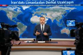 ABDden-Kritik-Cagri-Irandaki-Limanlardan-Derhal-Uzaklasin-gemini