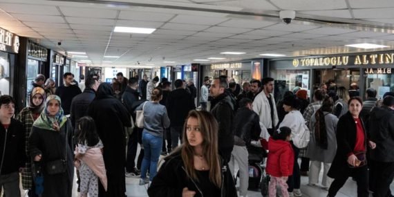 Altındaki Düşüş Kuyumcukent’te İzdihama Yol Açtı