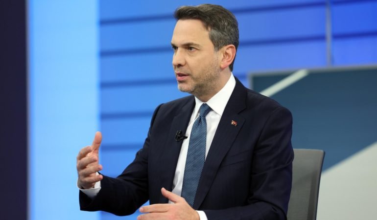 Bakan-Bayraktar-2028de-Dogal-Gazin-Yuzde-20sini-Depolayacagiz-featured