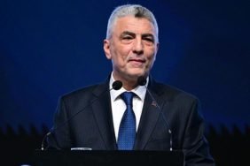 Bakan-Bolat-DUNYA-Ekonomi-Medyasinin-Kult-Rolunu-Ustleniyor-featured