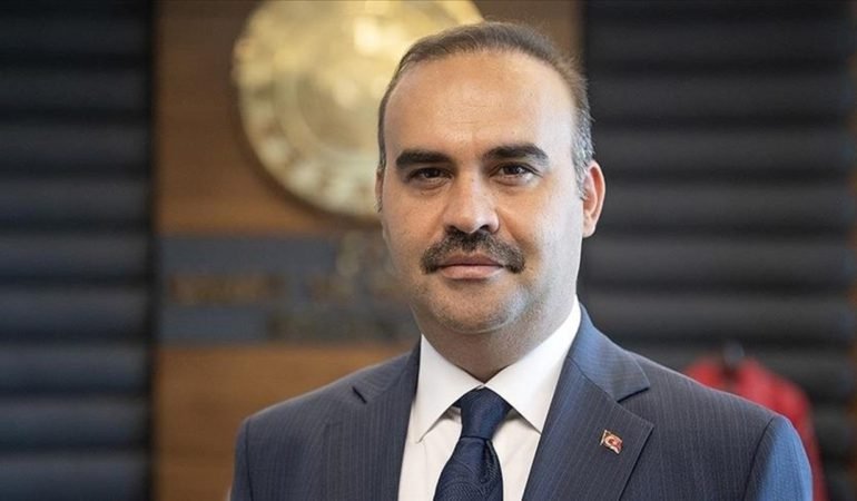 Bakan Kacır: 31 İlde 3 Milyar TL Faizsiz Destek Süreci Başladı 6 Bakan-Kacir-31-Ilde-3-Milyar-TL-Faizsiz-Destek-Sureci-Basladi-featured
