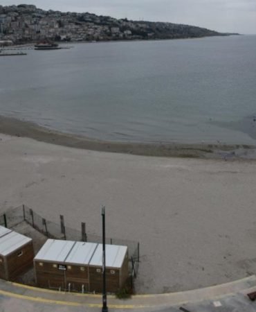 Büyükçekmece Sahilinde Deniz Suyu 3 Metre Geri Çekildi 9 Buyukcekmece-Sahilinde-Deniz-Suyu-3-Metre-Geri-Cekildi-featured