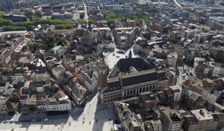 Charleroi-En-Cirkin-Sehir-Etiketinden-Turizm-Markasina-featured