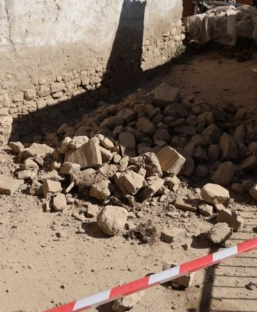 Denizli8217de-Deprem-Camiler-Evler-ve-Marketler-Hasar-Gordu-featured